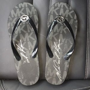 Michael Khors Black Flip Flops
